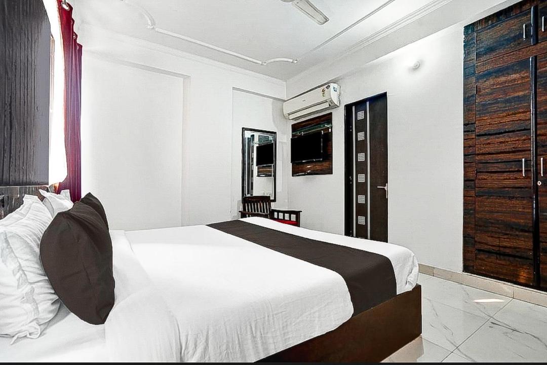 Hotel Sky Heights Jaipur Luaran gambar